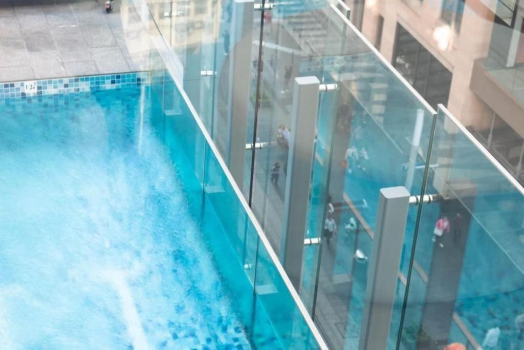 Apartment Cozy Cbd With Infinity Pool Sydney
